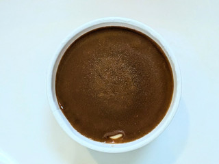 「ハーゲンダッツ ミニカップ クランチアーモンドキャラメル カップ92ml」のクチコミ画像 by はるなつひさん