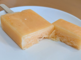 「赤城 大人なガリガリ君 完熟メロン 袋100ml」のクチコミ画像 by はるなつひさん