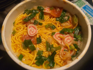 「ファミリーマート ファミマル 背脂風中華そば」のクチコミ画像 by モーパパさん