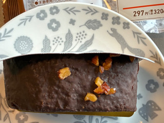 「ファミリーマート ファミマルSweets 濃厚ショコラロール」のクチコミ画像 by chickyさん