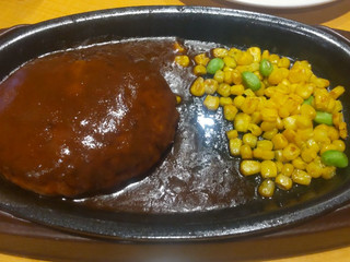 「ガスト チーズINハンバーグ ランチ」のクチコミ画像 by モーパパさん