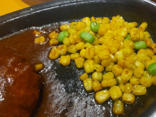 「ガスト チーズINハンバーグ ランチ」のクチコミ画像 by モーパパさん