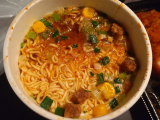 「ローソン 三つ星ローソン コク旨みそラーメン カップ71g」のクチコミ画像 by モーパパさん