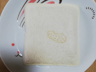 「ヤマザキ ランチパック ピーナッツ 袋2個」のクチコミ画像 by にくまるさん