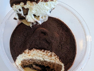 「ロピア 丸福珈琲店の生食感ティラミス」のクチコミ画像 by はるなつひさん