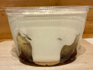 「モンテール 小さな洋菓子店 クリーミーDolce・ホワイトティラミス」のクチコミ画像 by パン太郎さん