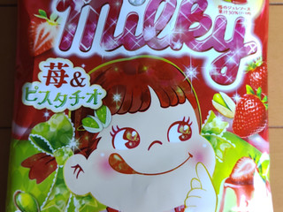 「不二家 ミルキー 苺＆ピスタチオ 袋62g」のクチコミ画像 by ももtanさん