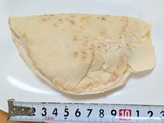 「ローソン ピザロール クアトロフォルマッジ」のクチコミ画像 by はるなつひさん