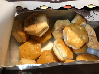 「ロッテ パイの実 メープルバターサンド 箱69g」のクチコミ画像 by ゆのみさん