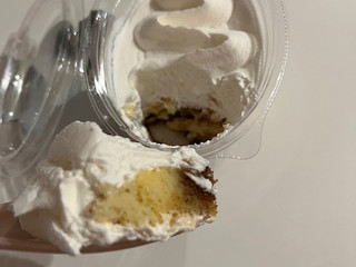 「モンテール 小さな洋菓子店 クリーミーDolce・ホワイトティラミス」のクチコミ画像 by chan-manaさん