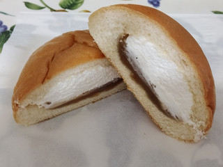 「Pasco たっぷりホイップマロンあんぱん 袋1個」のクチコミ画像 by のんこりんさん