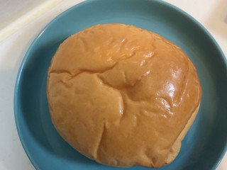 「Pasco たっぷりホイップマロンあんぱん 袋1個」のクチコミ画像 by こつめかわうそさん