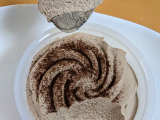 「モンテール 小さな洋菓子店 HERSHEY’S たっぷりクリームチョコプリン」のクチコミ画像 by はるなつひさん