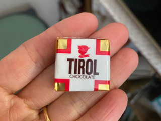 「チロル チロルチョコ ミルクヌガーパック 袋21個」のクチコミ画像 by gologoloさん