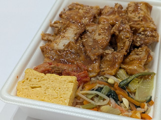 「セブン-イレブン 韓国風 炭火豚焼肉弁当」のクチコミ画像 by ばぶたろうさん