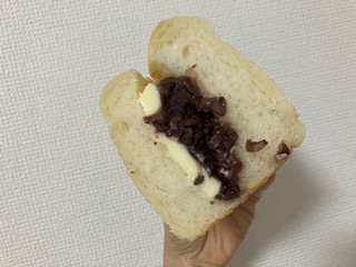 「Mocchi monde 湯種あんバター食パン」のクチコミ画像 by こつめかわうそさん