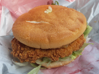 「マクドナルド 油淋鶏マヨチキン」のクチコミ画像 by モーパパさん