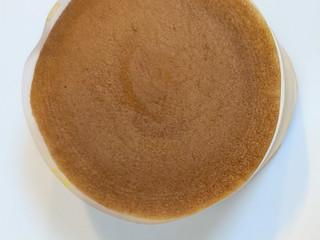 「セブン-イレブン 紅茶に恋する ミルクティーどら」のクチコミ画像 by はるなつひさん