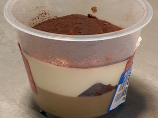 「ロピア 丸福珈琲店の生食感ティラミス」のクチコミ画像 by chickyさん