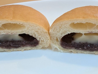 「YKベーキング 濃厚フレンチあんぱん 練乳クリーム入り」のクチコミ画像 by はるなつひさん