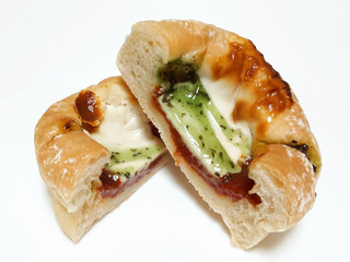 「ヤマザキ デリポット マルゲリータピザ 袋1個」のクチコミ画像 by つなさん