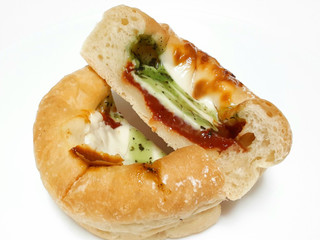 「ヤマザキ デリポット マルゲリータピザ 袋1個」のクチコミ画像 by つなさん