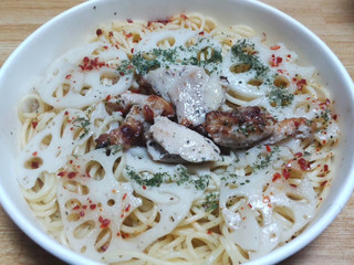 「セブン-イレブン 蓮根とグリルチキンのペペロンチーノ」のクチコミ画像 by はなた100さん