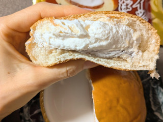 「Pasco たっぷりホイップマロンあんぱん 袋1個」のクチコミ画像 by 空腹かれんさん