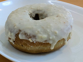 「スターバックス ホワイトチョコマカダミアドーナツ」のクチコミ画像 by はるなつひさん