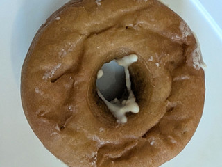 「スターバックス ホワイトチョコマカダミアドーナツ」のクチコミ画像 by はるなつひさん