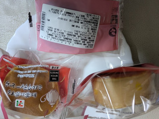 「セブン-イレブン 紅茶に恋する ミルクティーどら」のクチコミ画像 by まこぴーさん