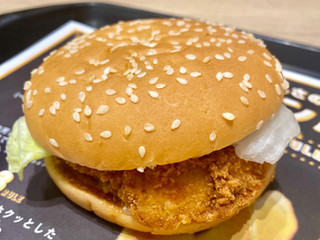 「マクドナルド 油淋鶏マヨチキン」のクチコミ画像 by ぱぴぴさん