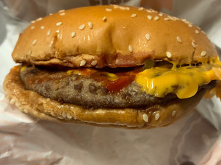 「バーガーキング にんにく・ガーリックバーガー」のクチコミ画像 by chickyさん