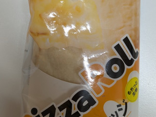 「ローソン ピザロール クアトロフォルマッジ」のクチコミ画像 by まこぴーさん