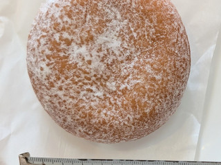 「スターバックス ストロベリーミルク マラサダ」のクチコミ画像 by はるなつひさん