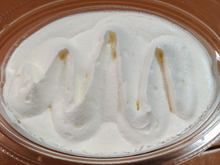 「モンテール 小さな洋菓子店 クリーミーDolce・ホワイトティラミス」のクチコミ画像 by ももtanさん