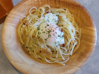 「サイゼリヤ 半熟卵のぺペロンチーノ」のクチコミ画像 by モーパパさん