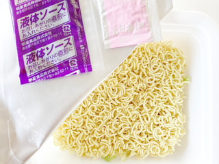 「明星食品 チャルメラ ゆず塩味焼そば カップ110g」のクチコミ画像 by コーンスナック好きさん