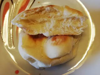 「Pasco 白い食卓ロール 袋6個」のクチコミ画像 by にくまるさん