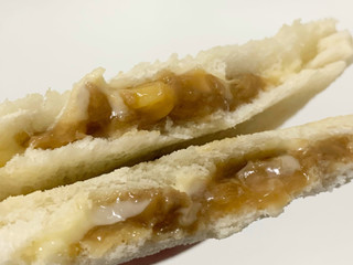 「ヤマザキ ランチパック テリヤキチキン ピザーラ監修」のクチコミ画像 by もーちゃさん