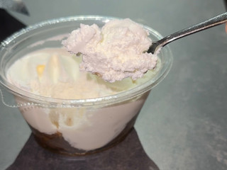 「モンテール 小さな洋菓子店 クリーミーDolce・ホワイトティラミス」のクチコミ画像 by リﾋﾟ確さん