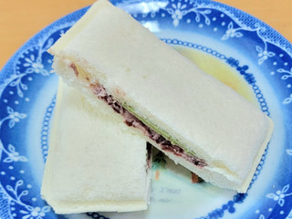 「ヤマザキ ランチパック きなこもち風と抹茶あずき」のクチコミ画像 by ニャンタさん