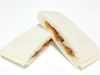 「ヤマザキ ランチパック テリヤキチキン ピザーラ監修」のクチコミ画像 by つなさん