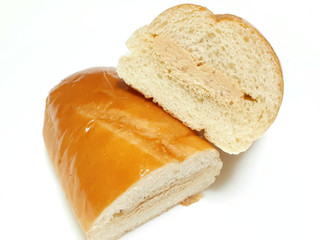 「ヤマザキ 濃厚な満足感 ピーナッツクリームロール 袋1個」のクチコミ画像 by つなさん