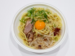 「ファミリーマート BE：FIRST 辛味噌だれの油そば」のクチコミ画像 by ばぶたろうさん