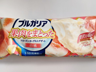 「明治 ブルガリア 果肉をまとったフローズンヨーグルトデザート 白桃 袋82ml」のクチコミ画像 by ミヌゥさん