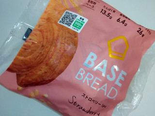 中評価】ベースフード ベースブレッド ストロベリーの感想・クチコミ