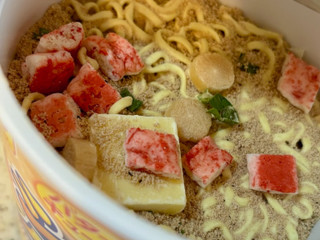 「マルちゃん シーフードバター味ラーメン カップ93g」のクチコミ画像 by めりけんさん