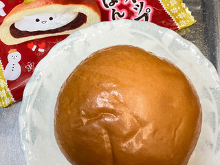 「Pasco たっぷりホイップあんぱん 冬季限定パッケージ 袋1個」のクチコミ画像 by mika.さん