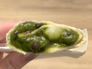 セブン-イレブン ブリトー MATCHAあずきもち（セブン-イレブン